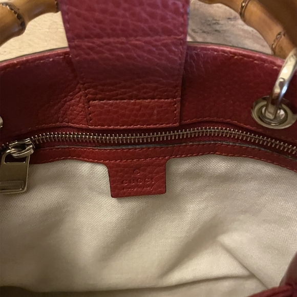 Gucci Bamboo Red Pebbled Leather Top Handle Bag w/ COA - Picture 12 of 14